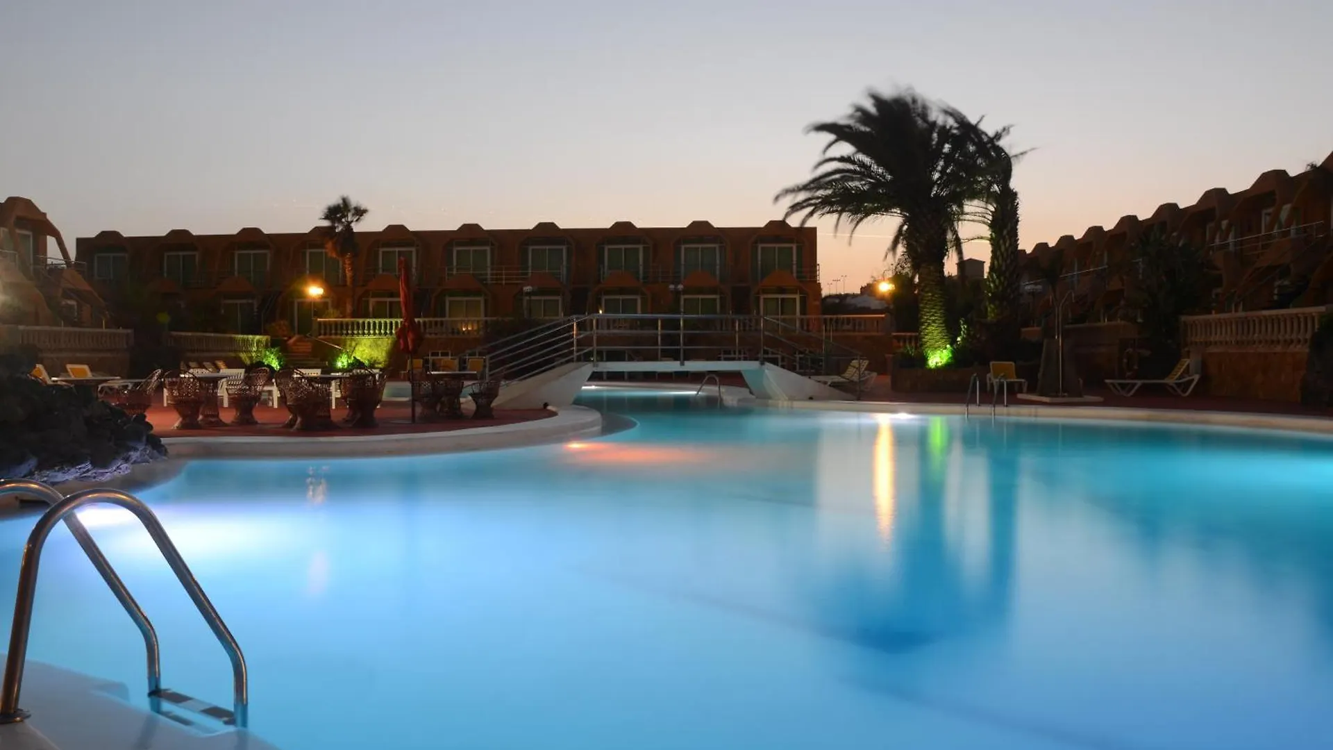 Apartament Aparthotel La Piramide Costa De Antigua
